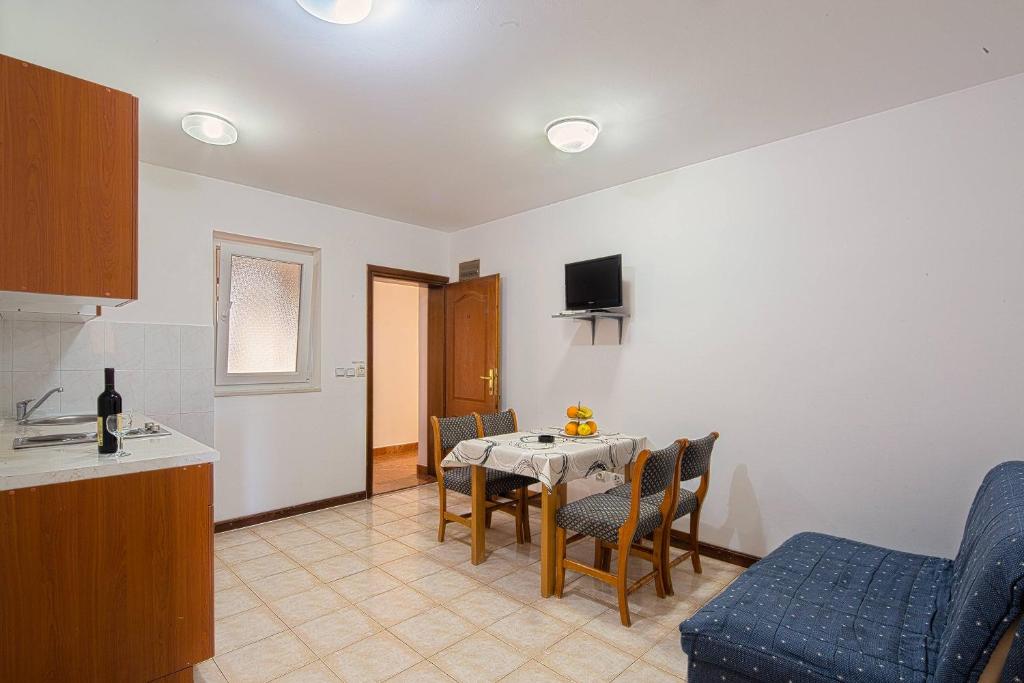 Апартаменты (Апартаменты с 2 спальнями и видом на море), Apartment Vila Maslovar