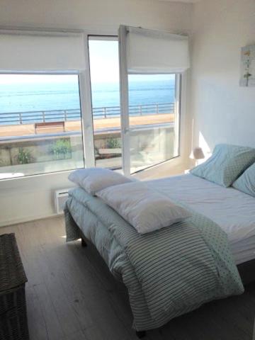 Sea View 2 room apartment 50M2