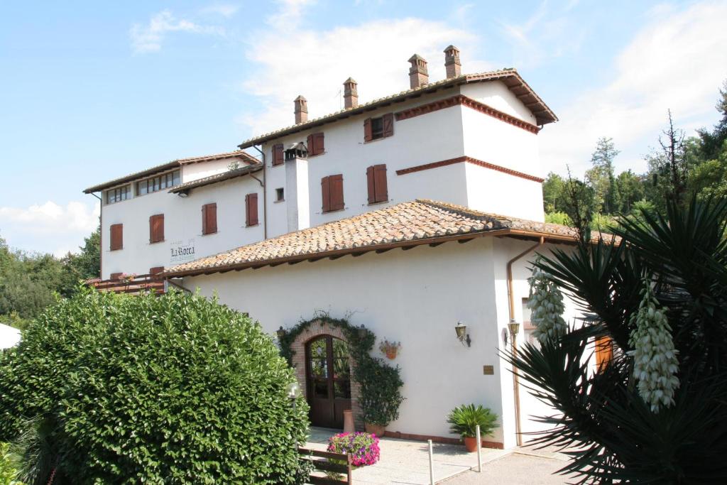 La Rocca photo 1