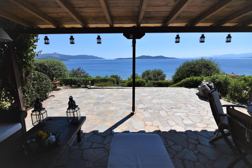 Blue Bay View - Beach House photo 3