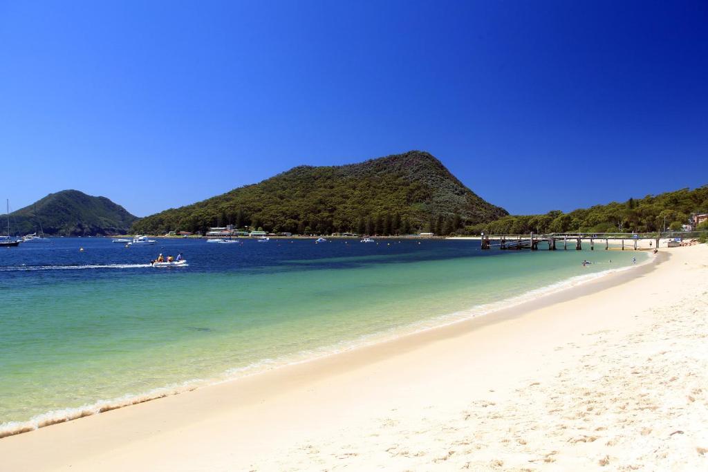 Condo 105 @ Horizons Golf Resort - Salamander Bay NSW photo 1