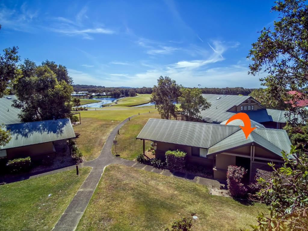 Condo 105 @ Horizons Golf Resort - Salamander Bay NSW photo 4