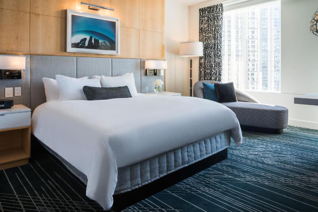 Двухместный (Номер с кроватью размера «king-size»), Sofitel Chicago Magnificent Mile