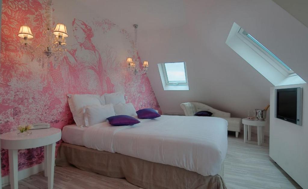 Сьюит (Люкс Romance), Hotel Cluny Square