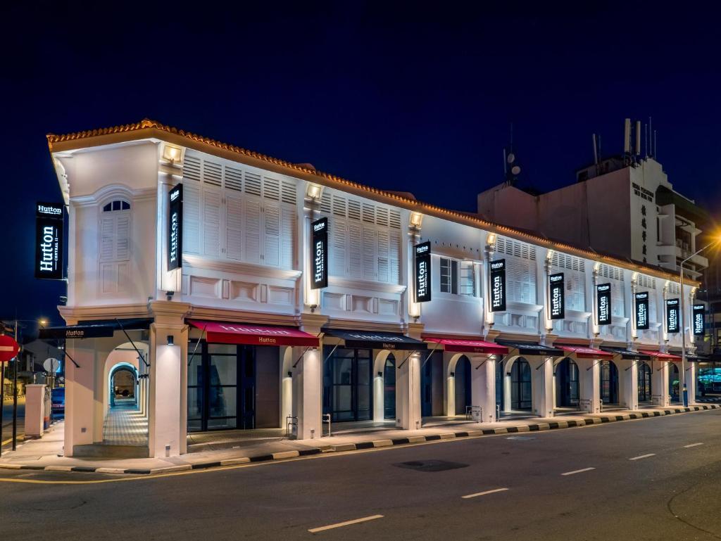 Hutton Central Hotel By PHC photo 1