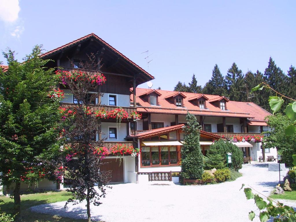 Waldpension Jägerstüberl photo 4