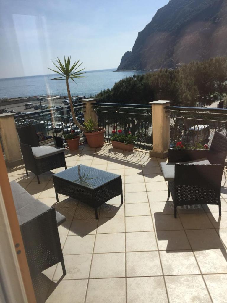 Seaside Apartment photo 3