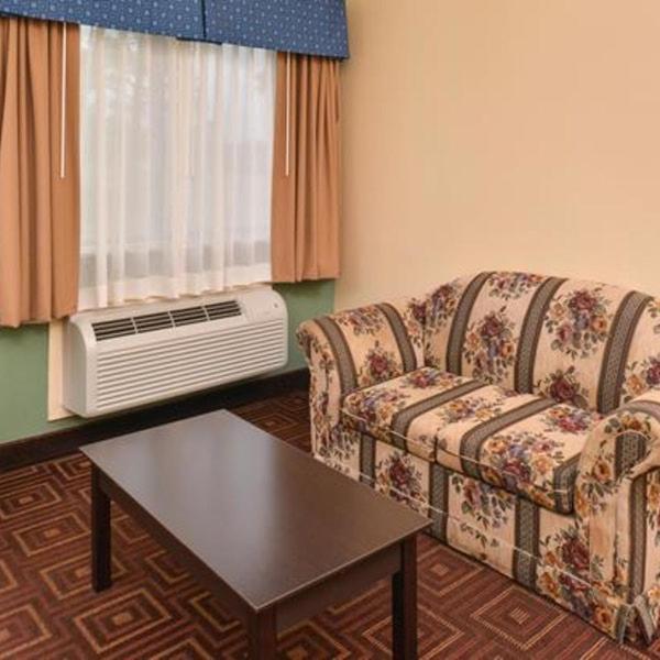 Americas Best Value Inn-Baytown photo 4