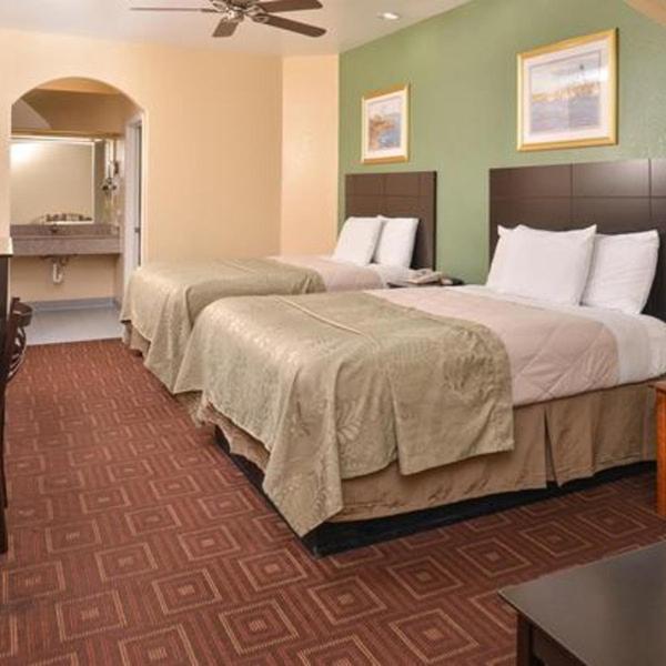 Americas Best Value Inn-Baytown photo 3