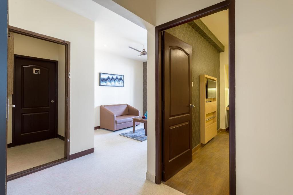 Двухместный ([Sanitized] Superior Double Room), Treebo Nestlay Casa