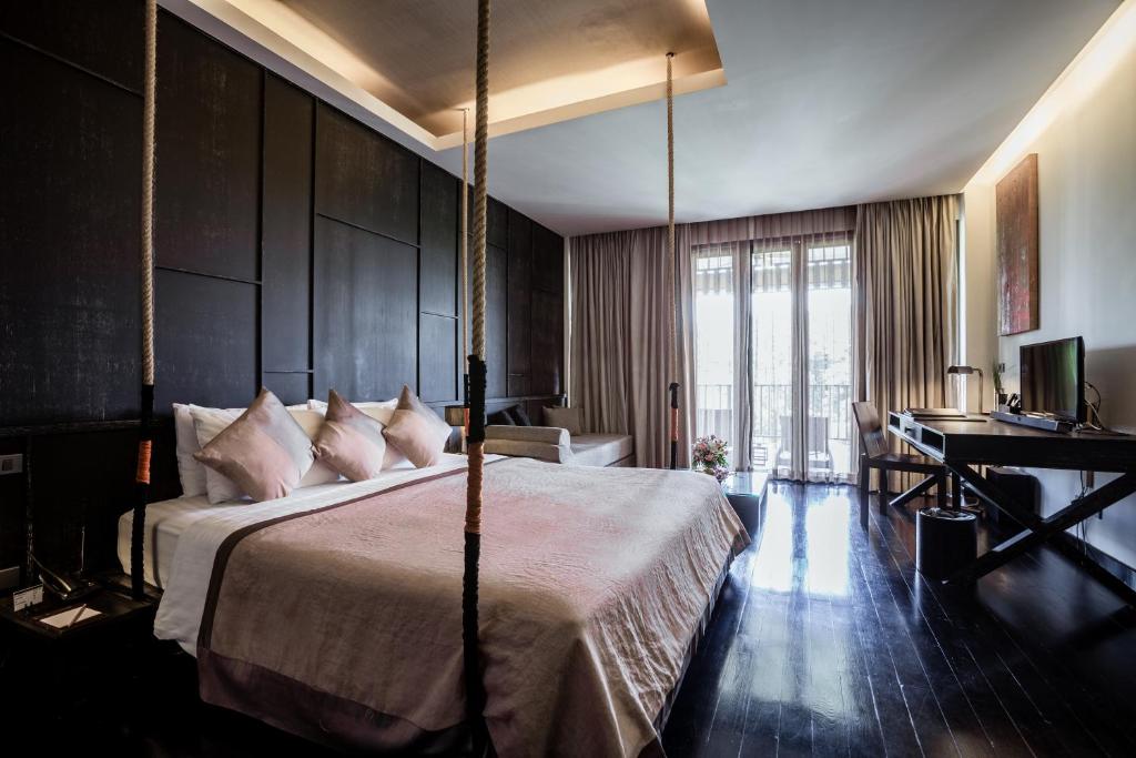 Aruntara Riverside Boutique Hotel -SHA Extra Plus photo 1