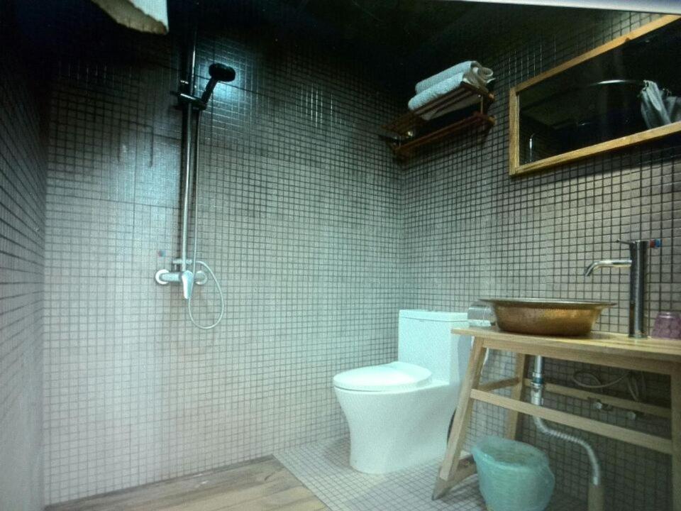 Flowers Residence photo 1