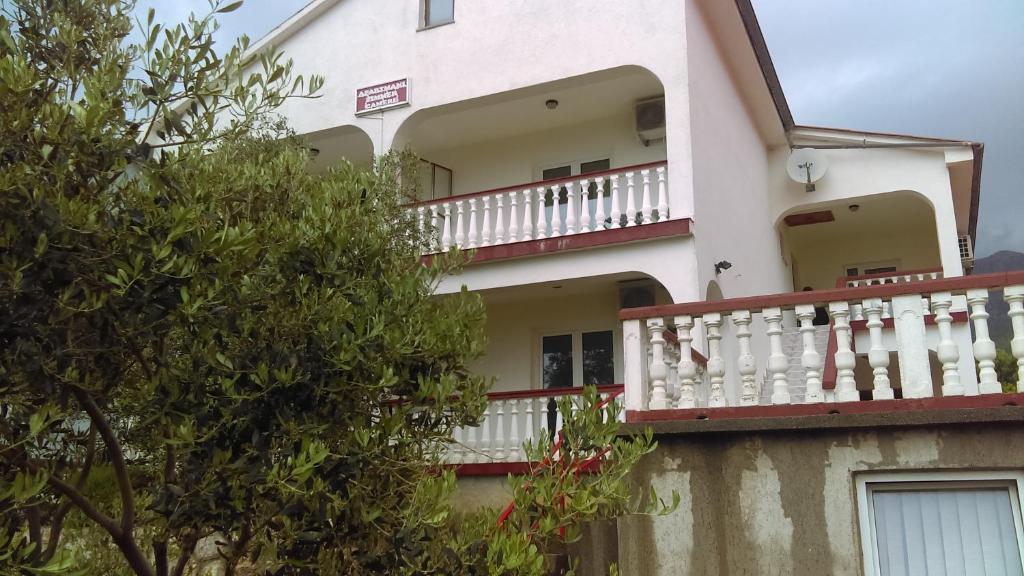 Guesthouse BILI photo 2