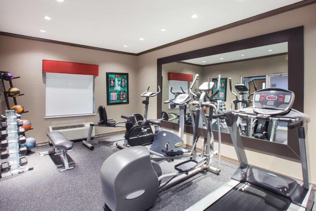 Hawthorn Suites by Wyndham Corpus Christi photo 2