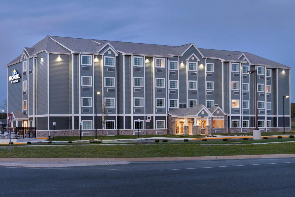 Microtel Inn & Suites By Wyndham Georgetown Delaware Beaches image