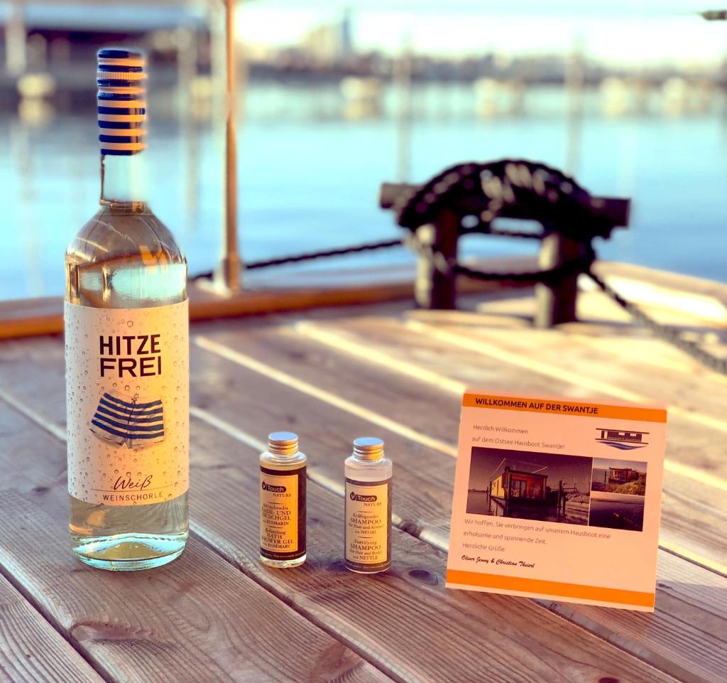 Ostsee Hausboot Swantje photo 3