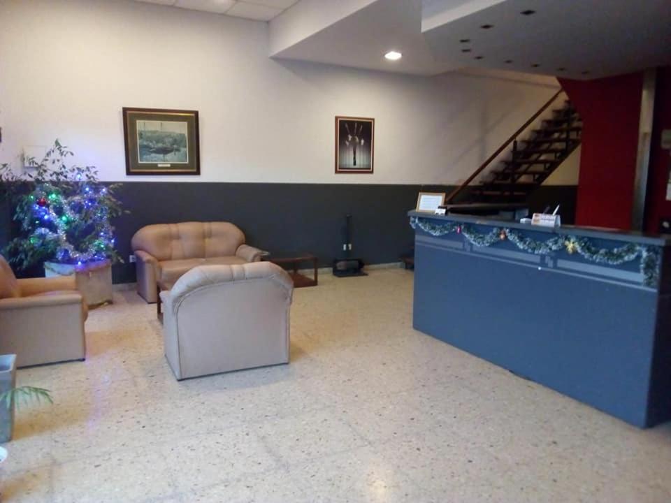 Petit Hotel photo 3