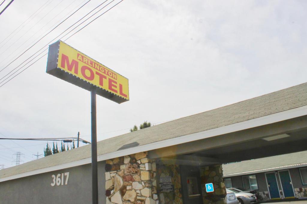 Arlington Motel photo 2