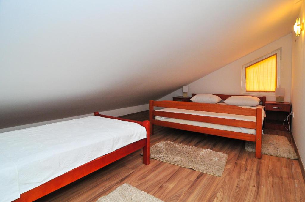 Апартаменты (Двухуровневые апартаменты), Apartments Pean