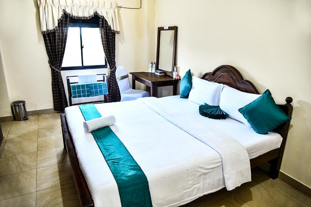 Sri Krishna Bhavan Hotel Hatton photo 3