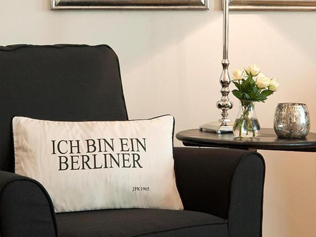 Апартаменты (Апартаменты Делюкс с 3 спальнями), Palacina Berlin - Serviced Apartments