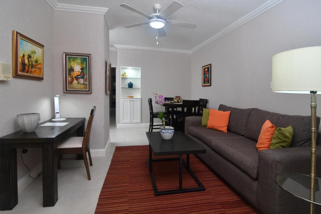 Kingston Vacation Rentals at Ravinia - Private One Bedroom Apartment photo 3
