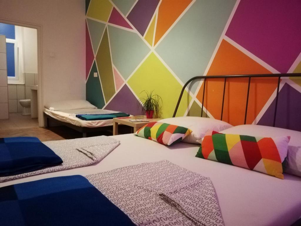 Трехместный (Трехместный номер с собственной ванной комнатой), Unity Hostel at Udvarom
