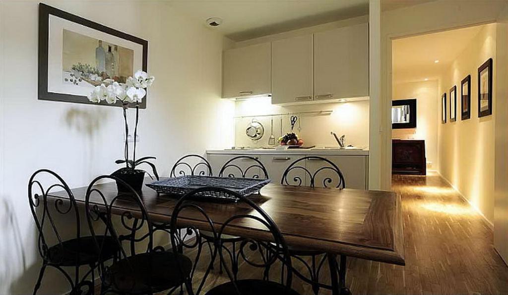 Апартаменты (Апартаменты с 2 спальнями), Appartements Caumartin 64