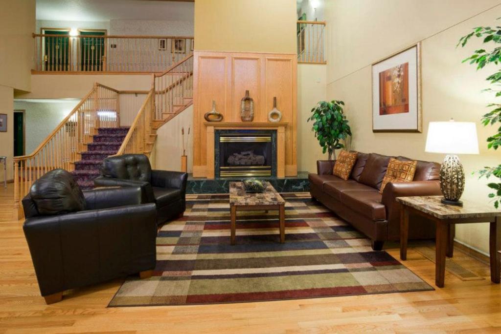 GrandStay Hotel & Suites - Stillwater photo 4