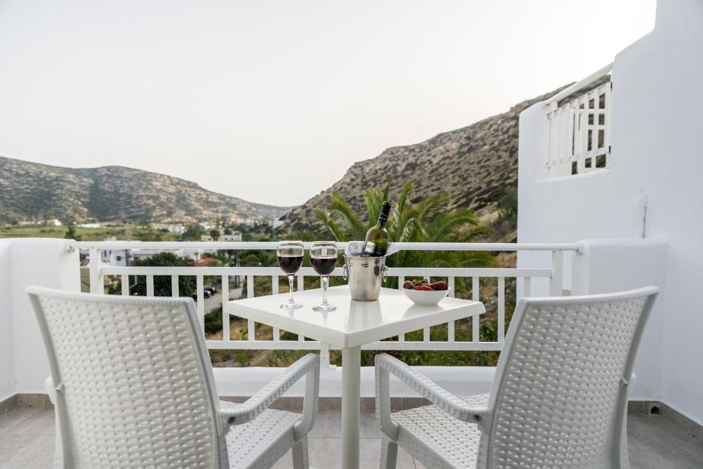 Апартаменты (Апартаменты Делюкс), Nostos Apartments with garden