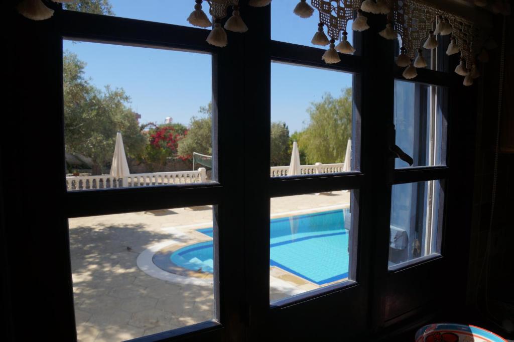 Villa Layla photo 2