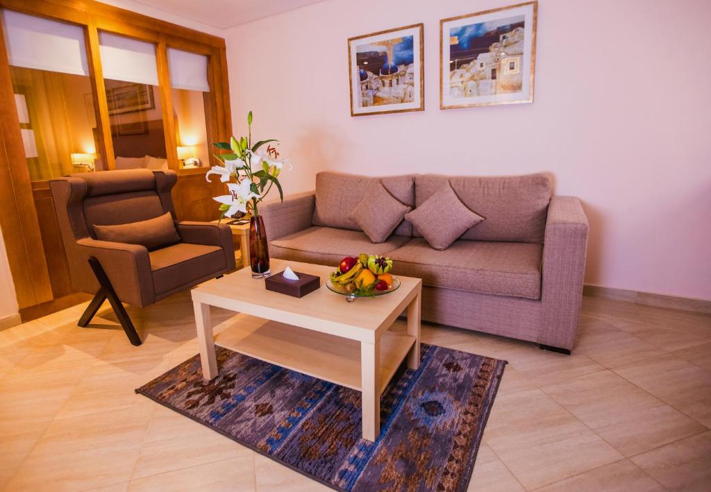 Сьюит (Суперлюкс с видом на море), Sky View Suites Hotel