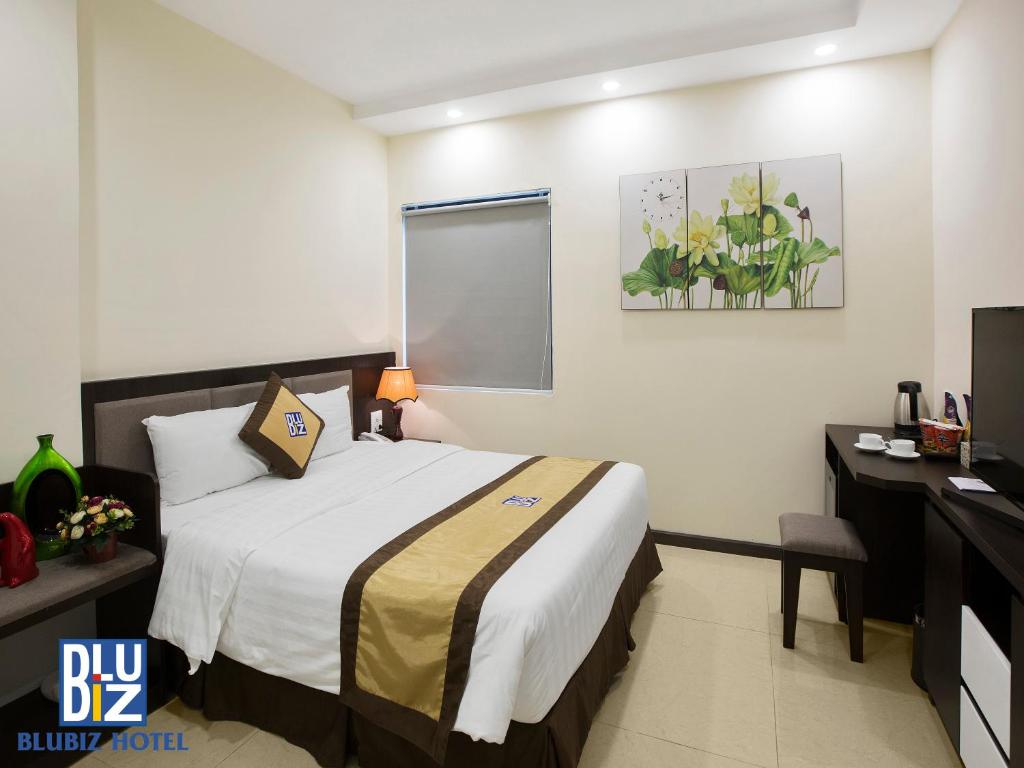 Двухместный (Стандартный номер с кроватью размера «king-size»), Blubiz Hotel My Dinh
