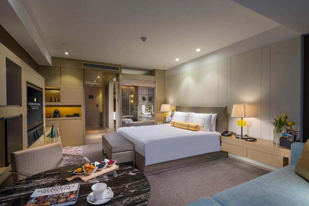 InterContinental Shanghai Jing' An, an IHG Hotel photo 4