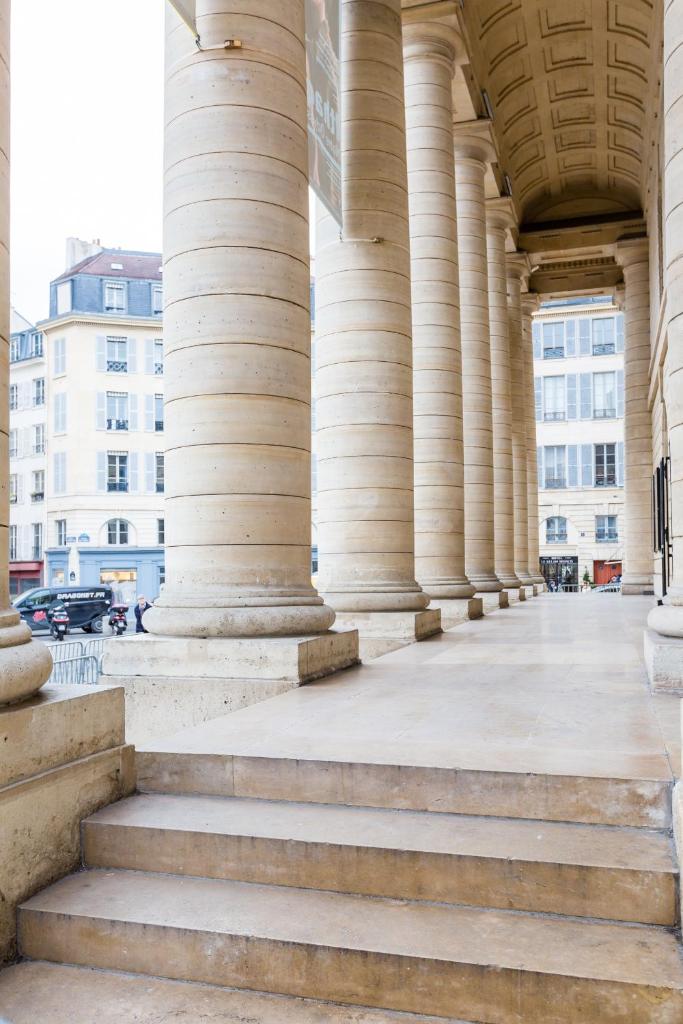 Veeve - Latin Quarter Retreat photo 1