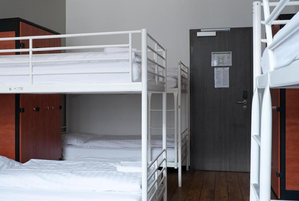 Апартаменты (Апартаменты для 6 человек), Cologne downtown Hostel