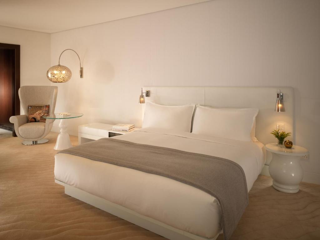 Двухместный (Стандартный номер с ужином и завтраком), Mondrian Doha