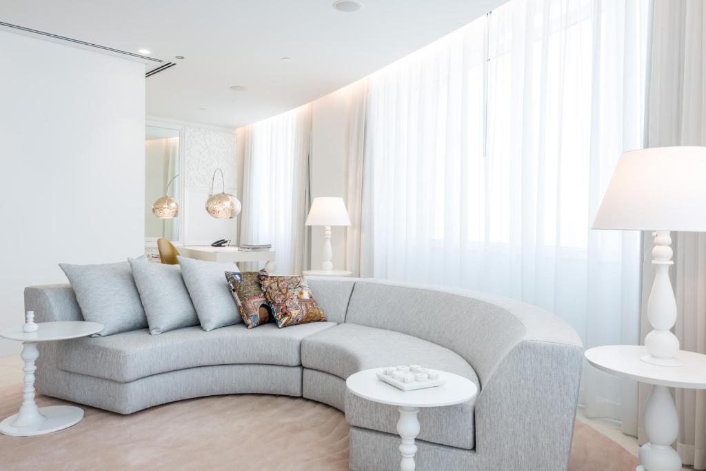 Сьюит (Номер-студио Делюкс), Mondrian Doha