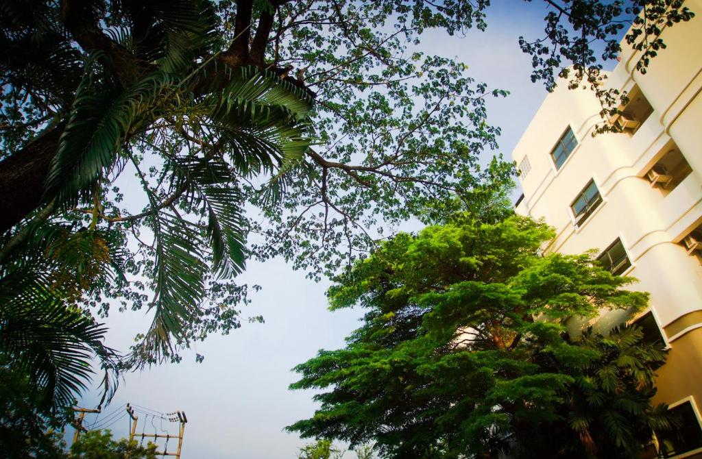 Baan Boonanan Apartment photo 4