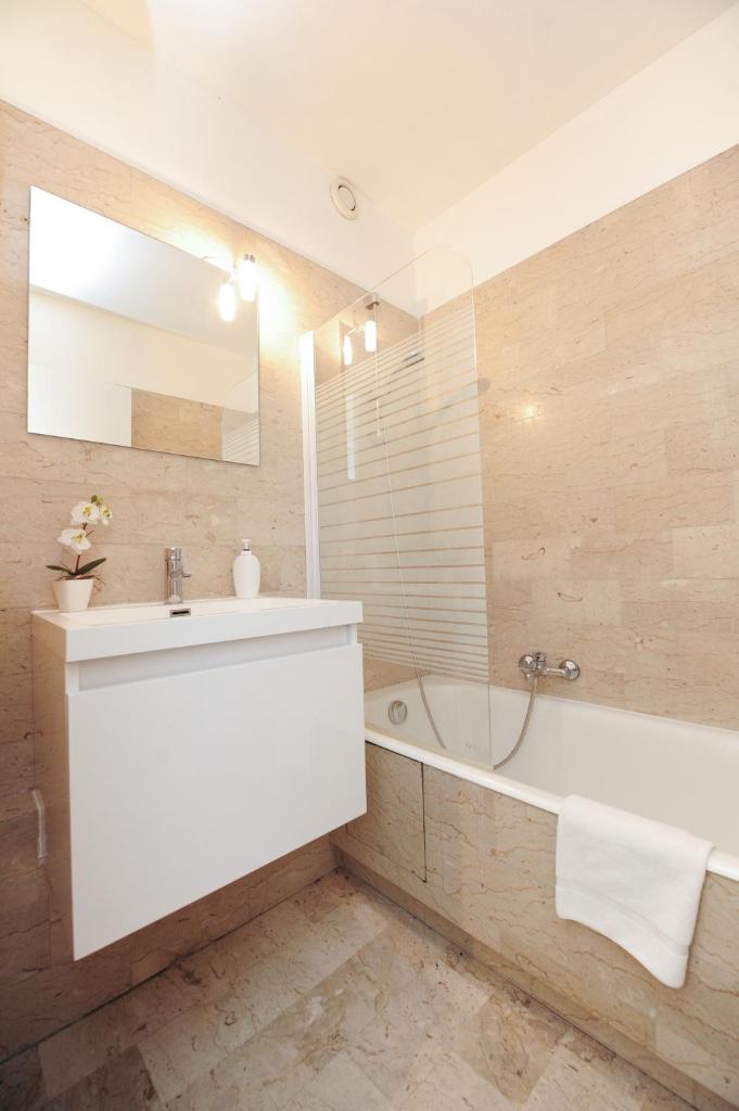 Nice Étoile Grand Suite Five stars Holiday House photo 4