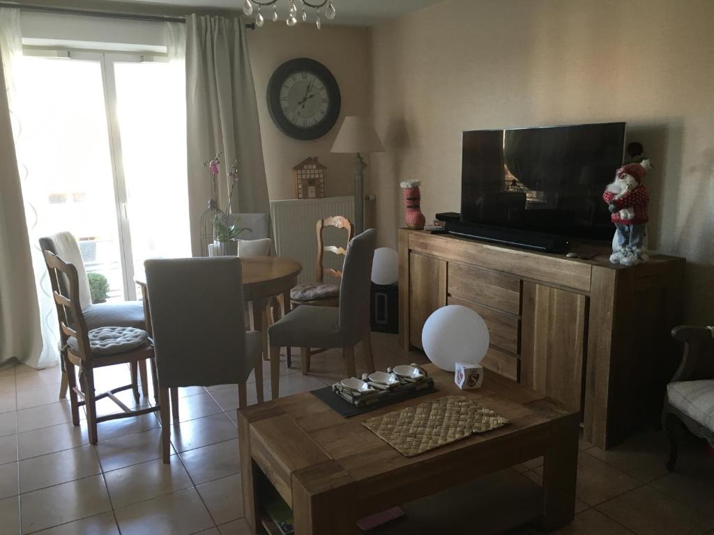 Appartement avec balcon photo 1