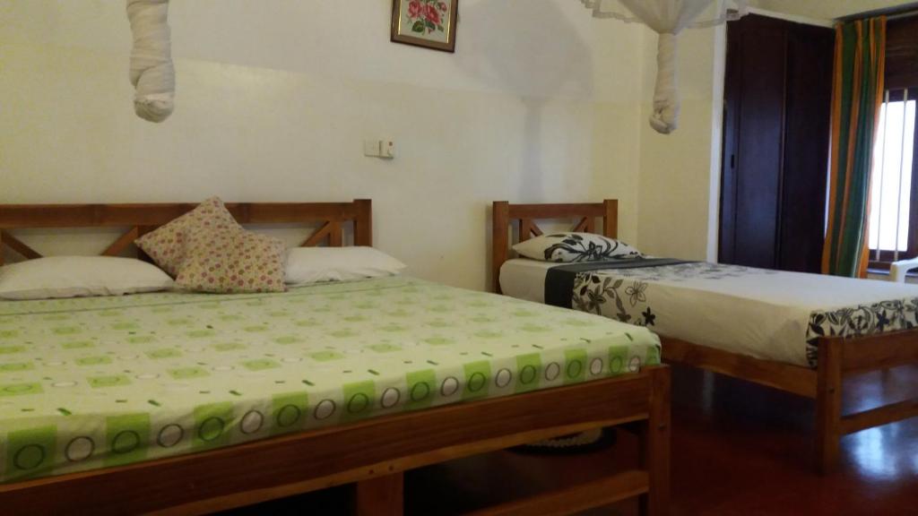 Трехместный (Трехместный номер с основными удобствами), Hotel Mango Garden