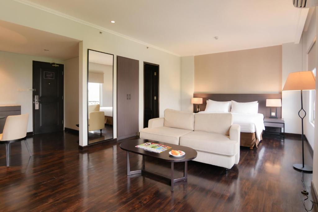 Сьюит (Представительский люкс), Samala Hotel Jakarta Cengkareng