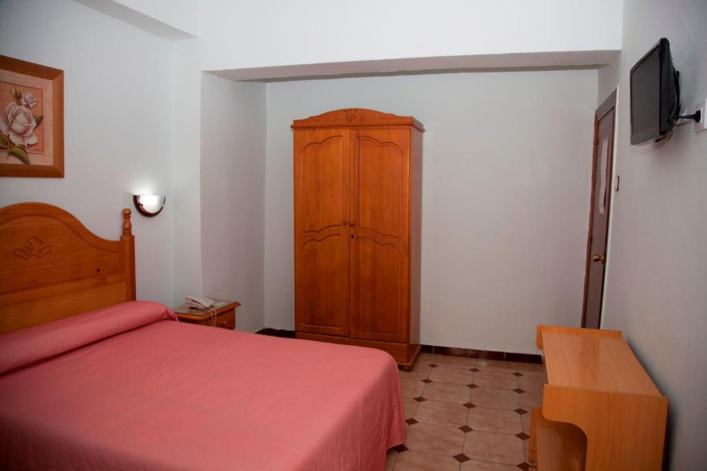 Hostal París photo 1