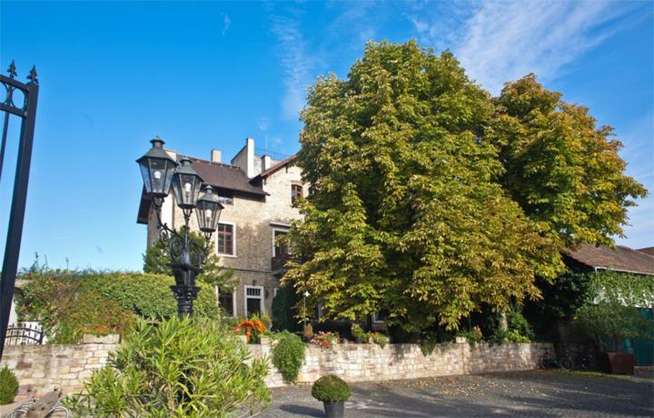 Landhotel Battenheimer Hof photo 4