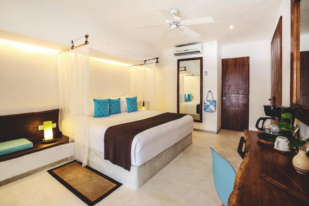 Двухместный (Sunset), Hotel Cabanas Tulum