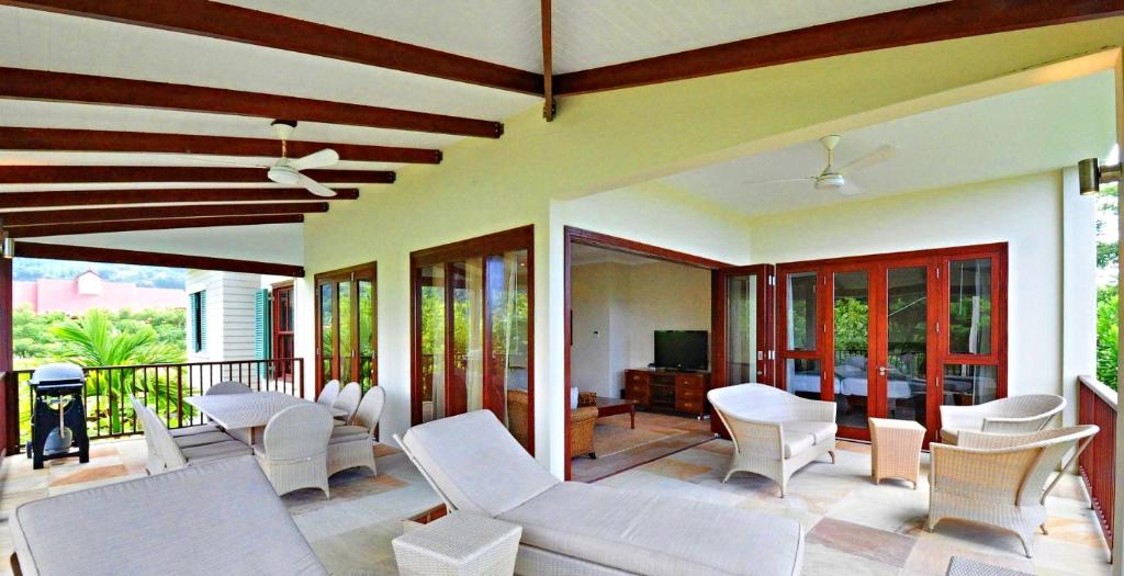 Eden Island, Beach front, Luxury, 3 Bed Ensuite, WiFi photo 4