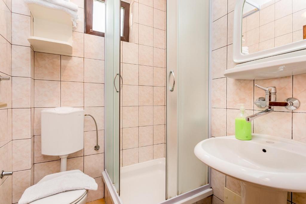 Двухместный (Двухместный номер с 2 отдельными кроватями и балконом), Apartments Maslina
