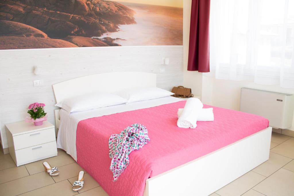 The Lighthouse Rooms photo 3