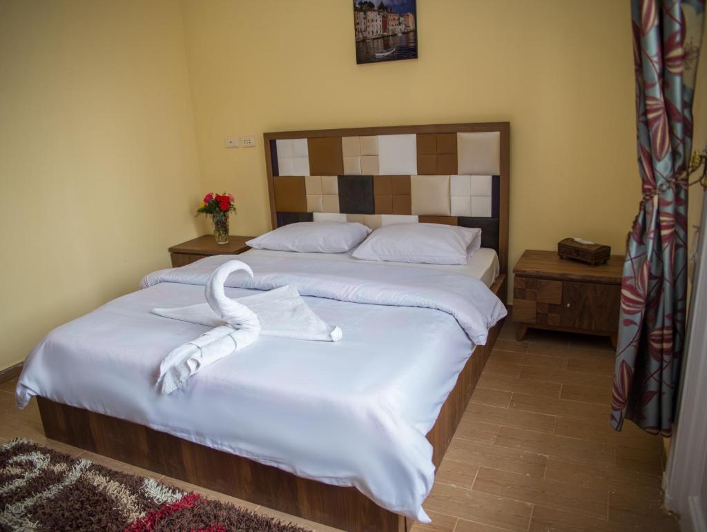 Двухместный (Номер с кроватью размера «king-size»), New Grand Royal Hotel
